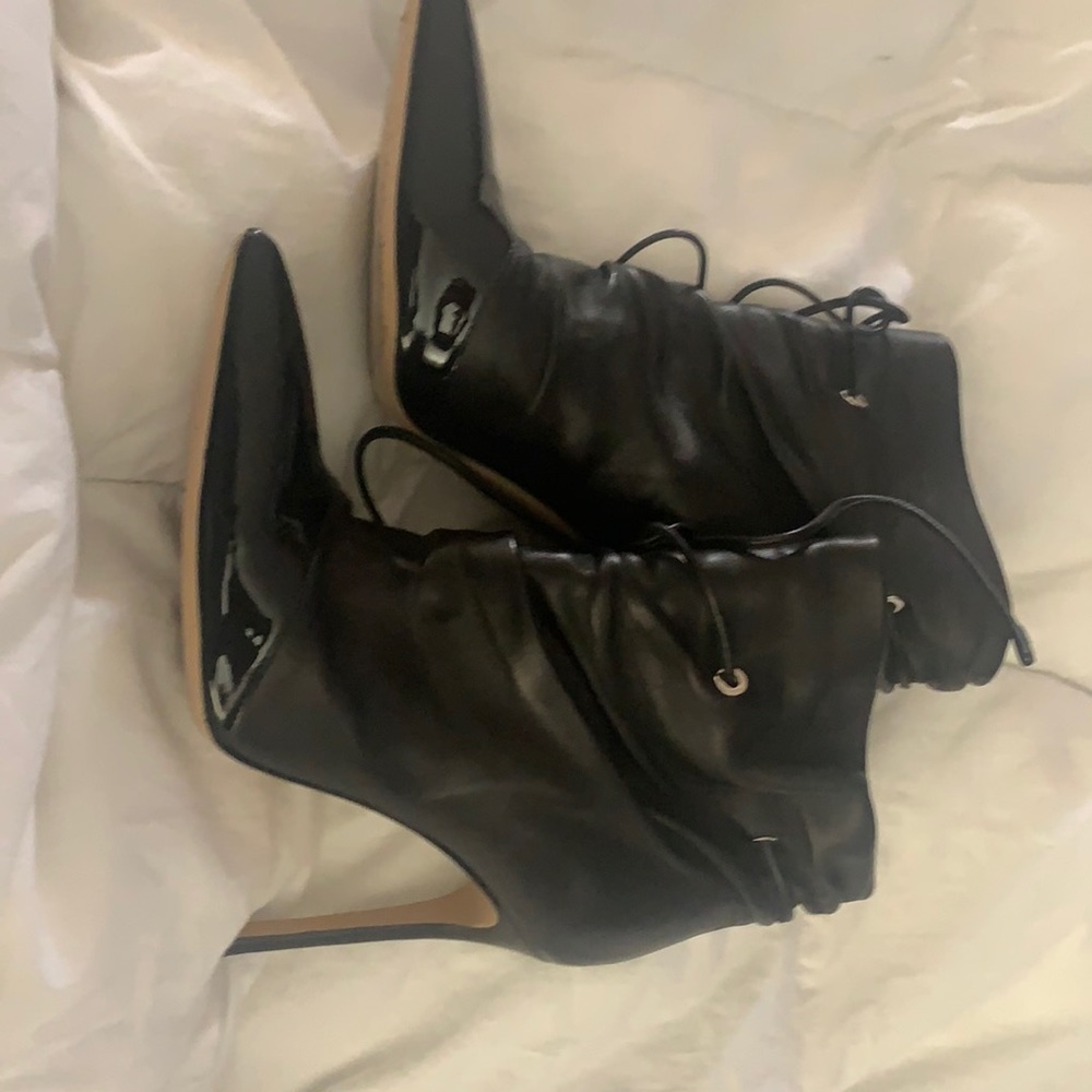Women’s Shoes